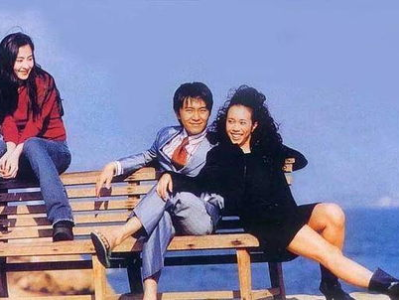 刘轩丞花语传情：温馨花束见证深情时刻