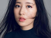 李兰迪颜值蜕变：从青涩少女到成熟女神的美丽蜕变