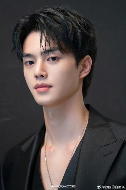 宋江薄肌:探寻古典美男子的绝世风华